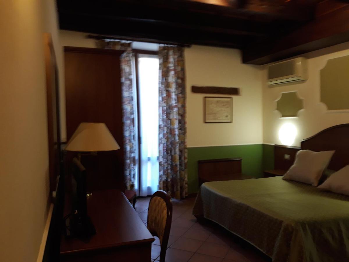 Hotel Cavour - Verona — Foto 3